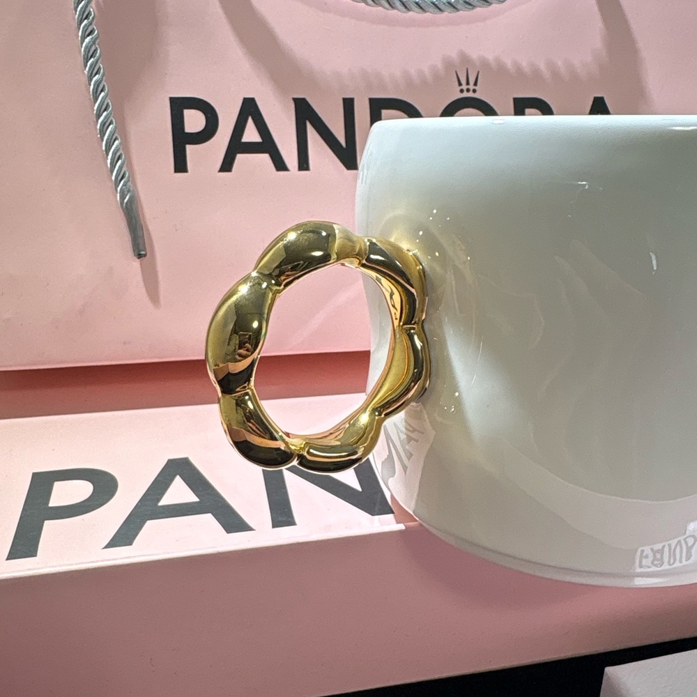 Pandora Pink Gift Box Set - Picture 14 of 15